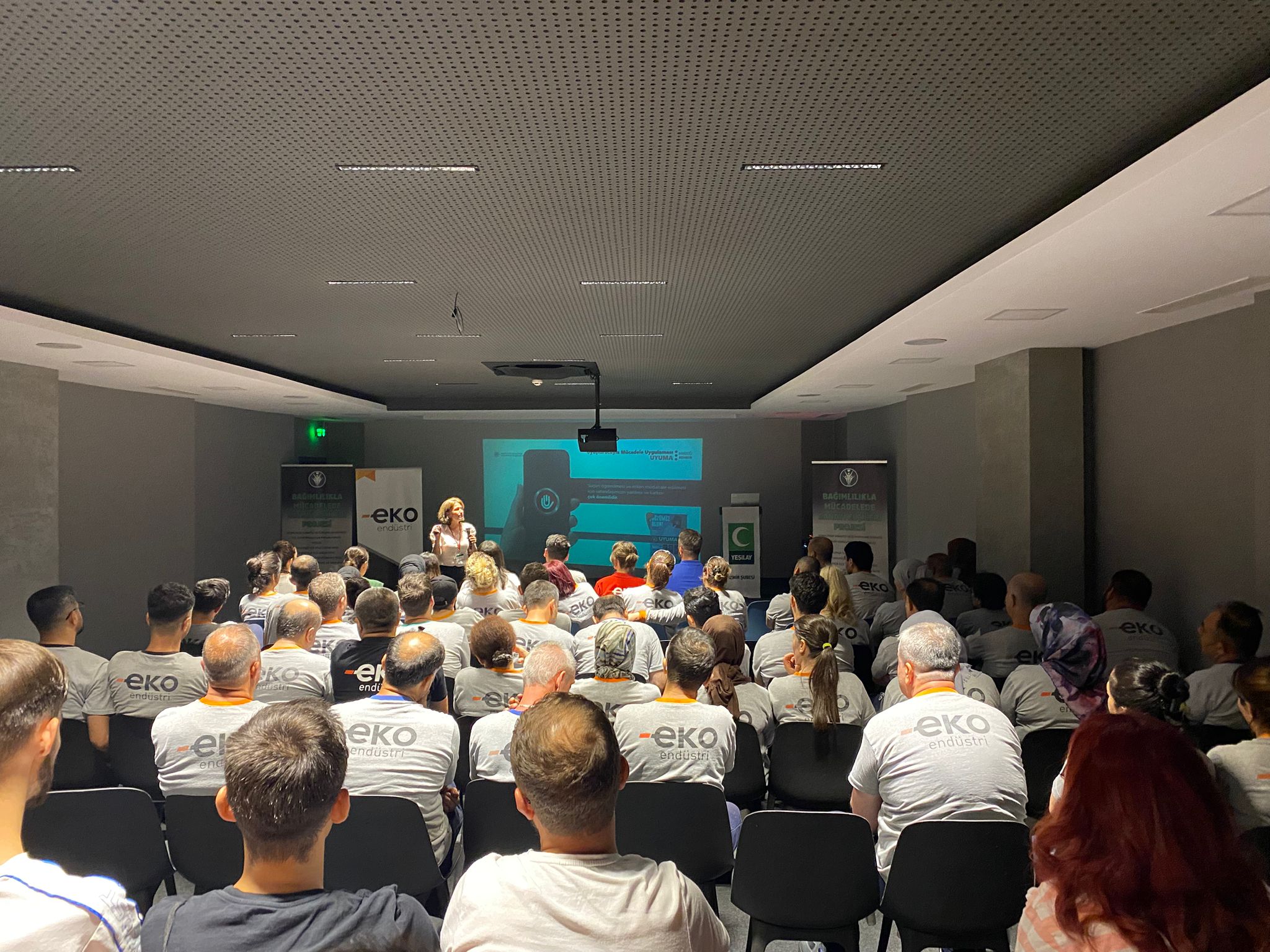 Şirket eğitimi - Şirket çalışanlarına yönelik bağımlılık farkındalık eğitimi